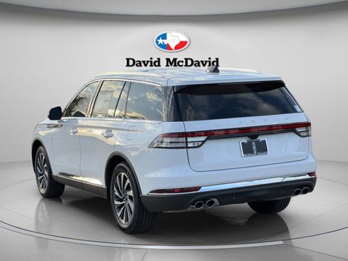 New 2026 Lincoln Aviator 2WD image 5