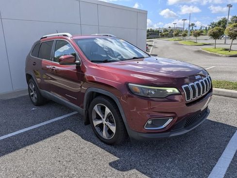 Used 2019 Jeep Cherokee Limited w/ Technology Group FWD image 1