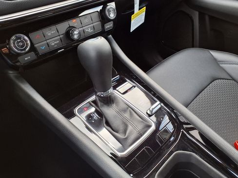 New 2026 Jeep Compass Latitude image 15