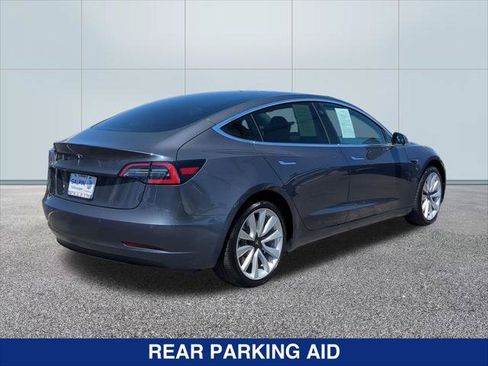 Used 2020 Tesla Model 3 Standard Range RWD image 5