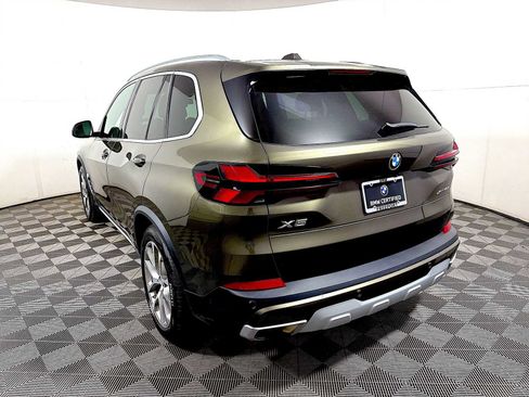 Certified 2024 BMW X5 xDrive40i w/ Premium Package AWD/4WD image 5