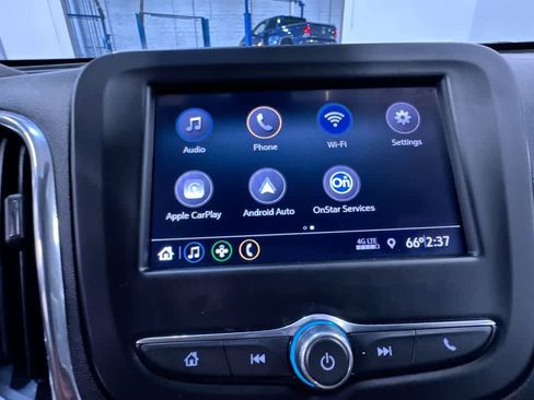 Used 2021 Chevrolet Equinox LT image 24