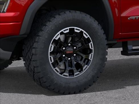 New 2026 GMC Canyon AT4 AWD/4WD image 9