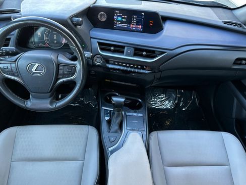 Used 2021 Lexus UX 200 w/ Accessory Package (Z2) image 13