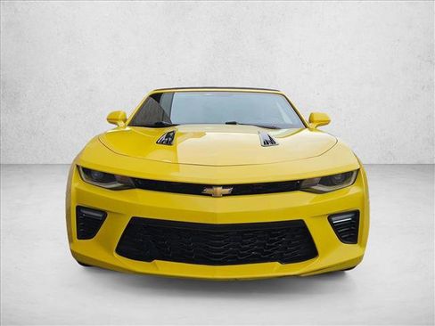 Used 2018 Chevrolet Camaro SS image 2