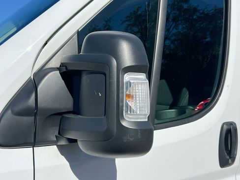 Used 2023 RAM ProMaster 2500 image 12