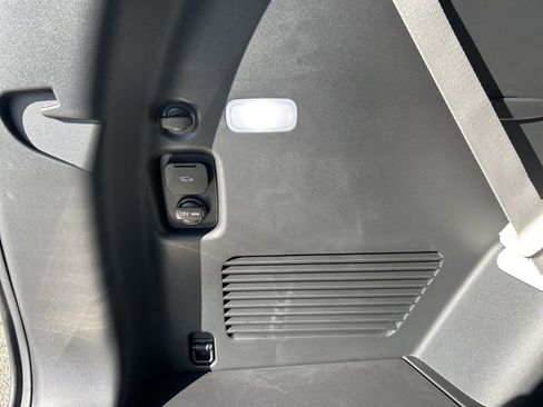 New 2026 Hyundai Ioniq 9 Calligraphy image 34