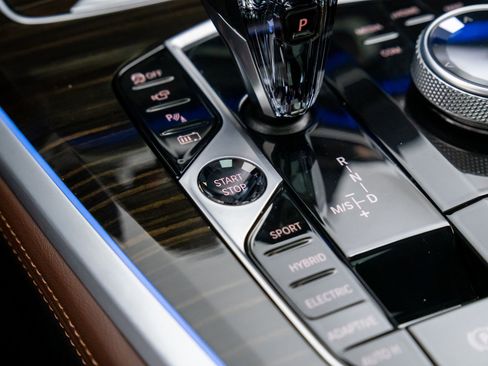 Certified 2023 BMW X5 xDrive45e w/ Executive Package image 22