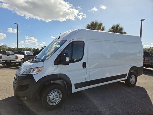 New 2026 RAM ProMaster 2500 w/ Convenience Group FWD image 8