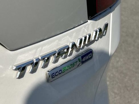 Certified 2019 Ford Escape Titanium AWD/4WD image 11