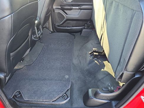 Used 2024 RAM 1500 Laramie image 32