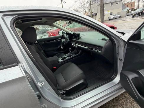 Used 2022 Honda Civic EX image 29