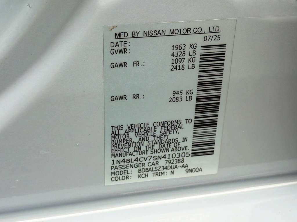 Used 2025 Nissan Altima 2.5 SR FWD image 29