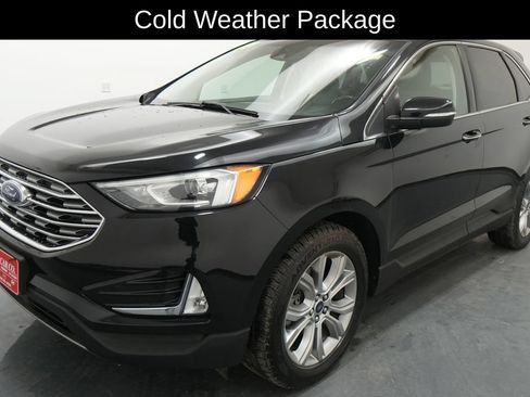 Used 2019 Ford Edge Titanium w/ Cold Weather Package AWD/4WD image 3