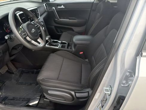 Used 2021 Kia Sportage LX FWD image 11