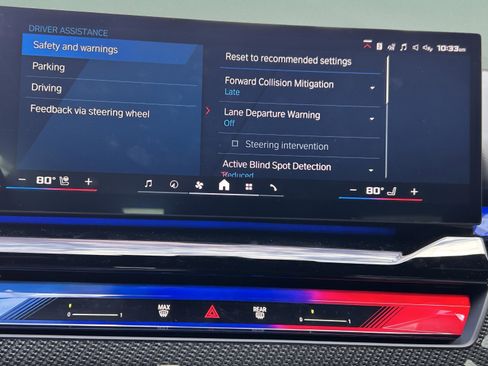 Used 2025 BMW M5 w/ Carbon Package image 21