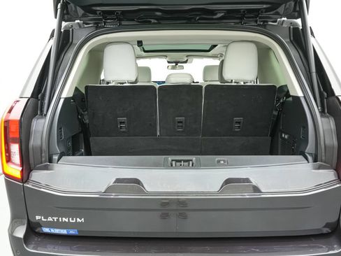 Certified 2025 Ford Expedition Platinum w/ Driver's Package AWD/4WD image 24