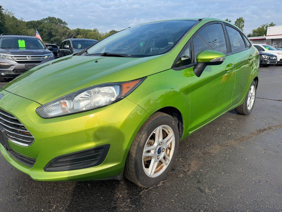 Used 2018 Ford Fiesta SE w/ Cold Weather Package FWD image 9