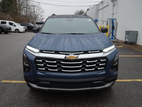 New 2026 Chevrolet Equinox LT w/ Convenience Package II image 3