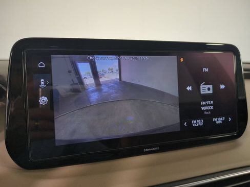 Used 2023 Hyundai Santa Fe SEL FWD image 25