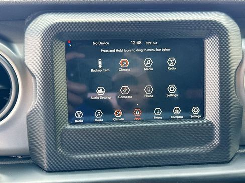 Used 2023 Jeep Wrangler Unlimited Sport image 14