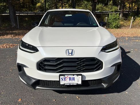 Used 2025 Honda HR-V Sport image 8