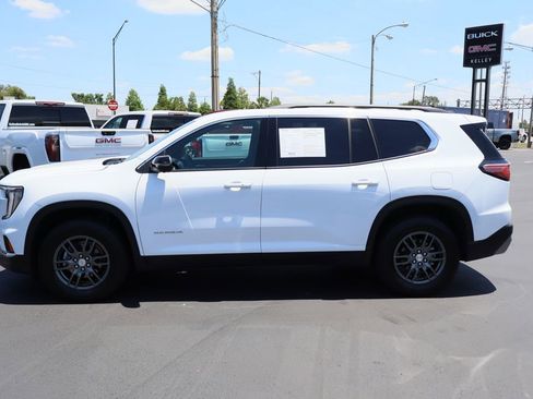 Certified 2025 GMC Acadia Elevation FWD image 6