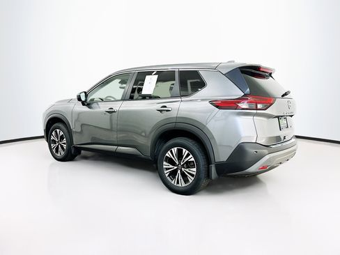 Used 2023 Nissan Rogue SV AWD/4WD image 5