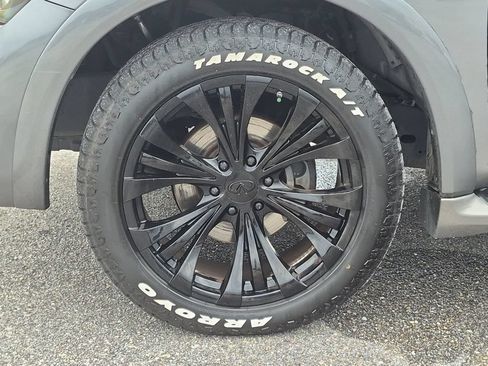 Used 2017 INFINITI QX80 4WD w/ Driver Assistance Package image 11