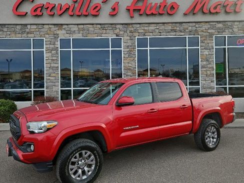 Used 2018 Toyota Tacoma SR5 image 1