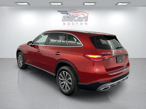 Used 2023 Mercedes-Benz GLC 300 4MATIC w/ Exclusive Trim Package image 6