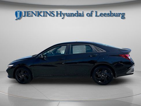 New 2026 Hyundai Elantra Sport image 10