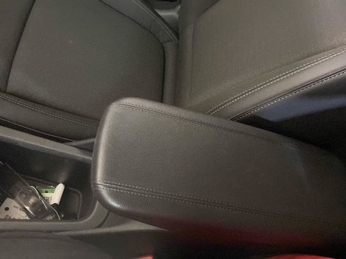 Used 2023 Buick Encore GX Preferred w/ Cold Weather Comfort Package FWD image 18
