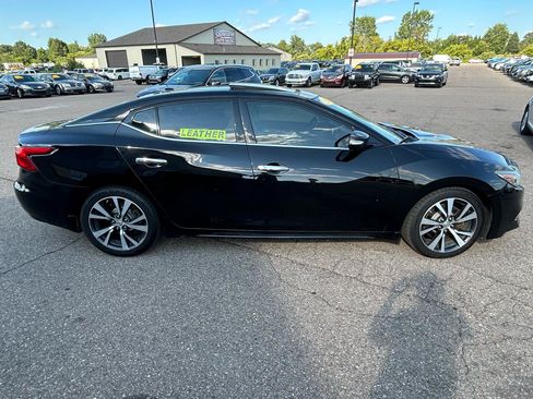 Used 2017 Nissan Maxima Platinum FWD image 4
