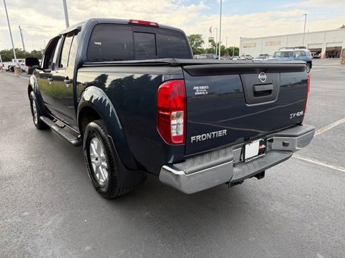 Used 2019 Nissan Frontier SV AWD/4WD image 4