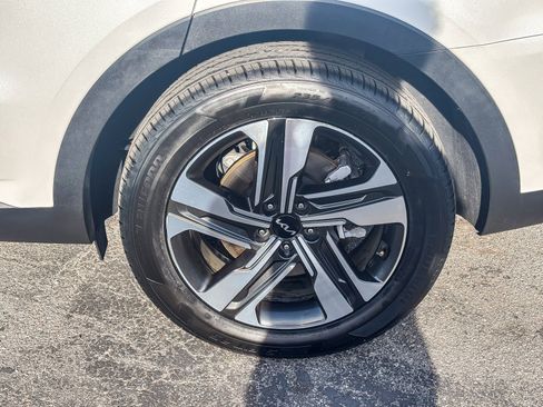 Used 2023 Kia Sorento SX Prestige image 13