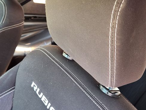 Used 2014 Jeep Wrangler Rubicon w/ Power Convenience Group image 15