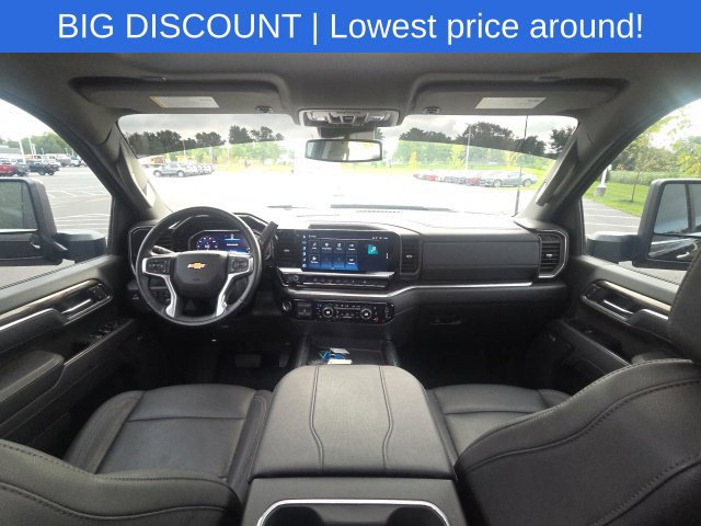 Used 2025 Chevrolet Silverado 2500 LTZ AWD/4WD image 20