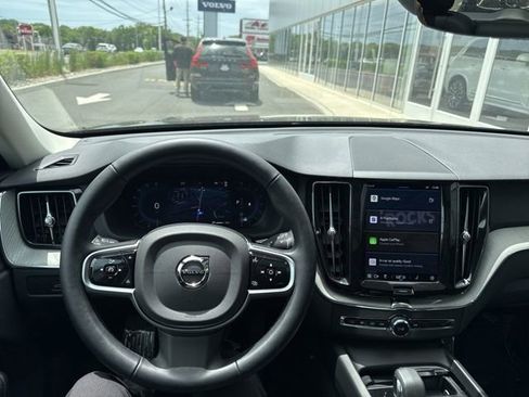 Used 2025 Volvo XC60 B5 Plus AWD/4WD image 21
