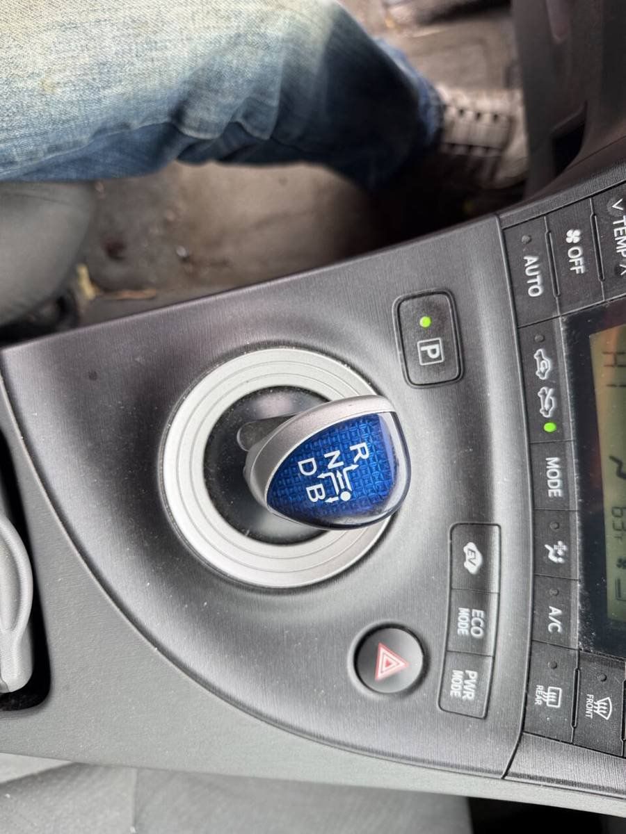 Used 2010 Toyota Prius FWD image 36