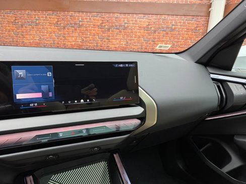 Used 2025 BMW X3 xDrive30i image 17