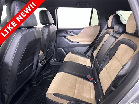 Used 2025 Chevrolet Equinox ACTIV w/ Safety and Technology Package image 26