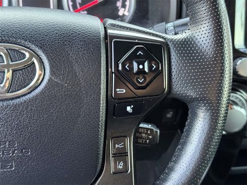 Used 2024 Toyota 4Runner TRD Off-Road Premium image 11