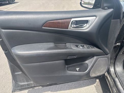 Used 2015 Nissan Pathfinder Platinum w/ Cargo Package AWD/4WD image 30