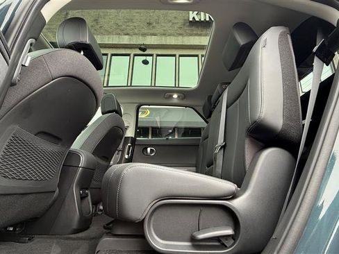 Used 2024 Hyundai Ioniq 5 Limited image 18