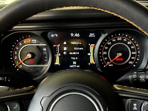 Used 2024 Jeep Wrangler Unlimited Sport AWD/4WD image 17