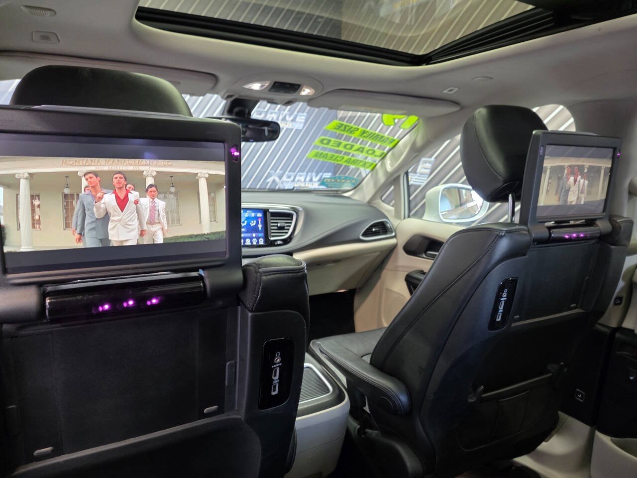Used 2019 Chrysler Pacifica Limited FWD image 30