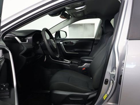 Used 2024 Toyota RAV4 LE image 10