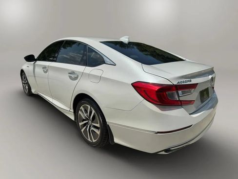 Used 2019 Honda Accord Touring image 8