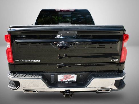 Used 2020 Chevrolet Silverado 1500 LTZ w/ LTZ Premium Package AWD/4WD image 6